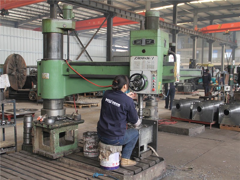 鉆床--機(jī)加設(shè)備